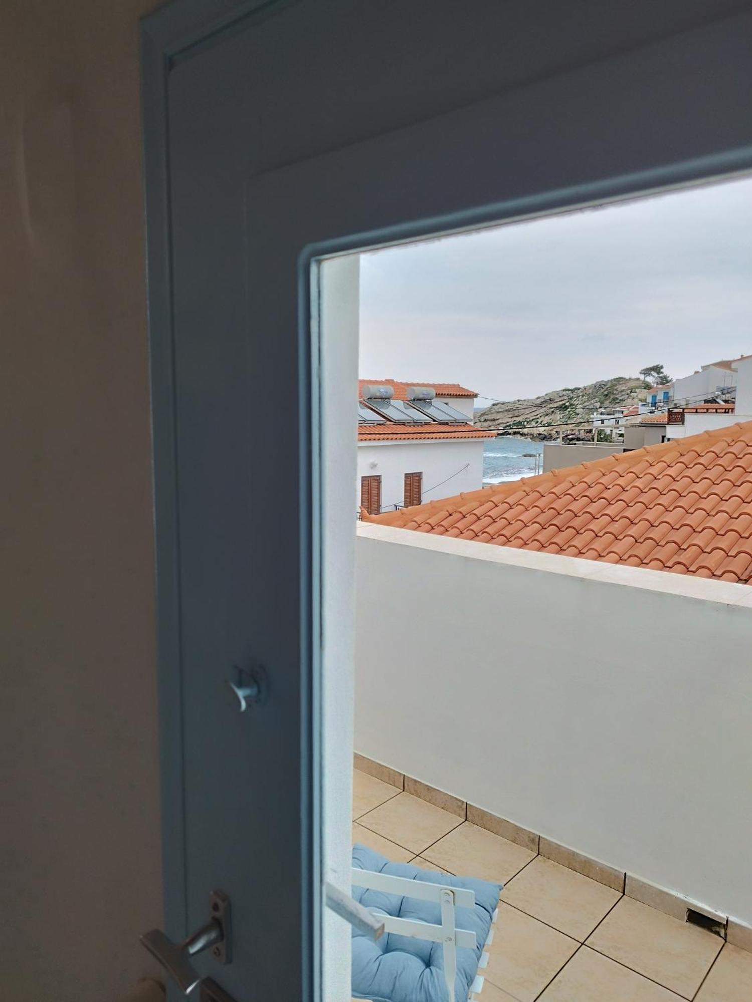 Deja Blue Maisonette Коккари Экстерьер фото